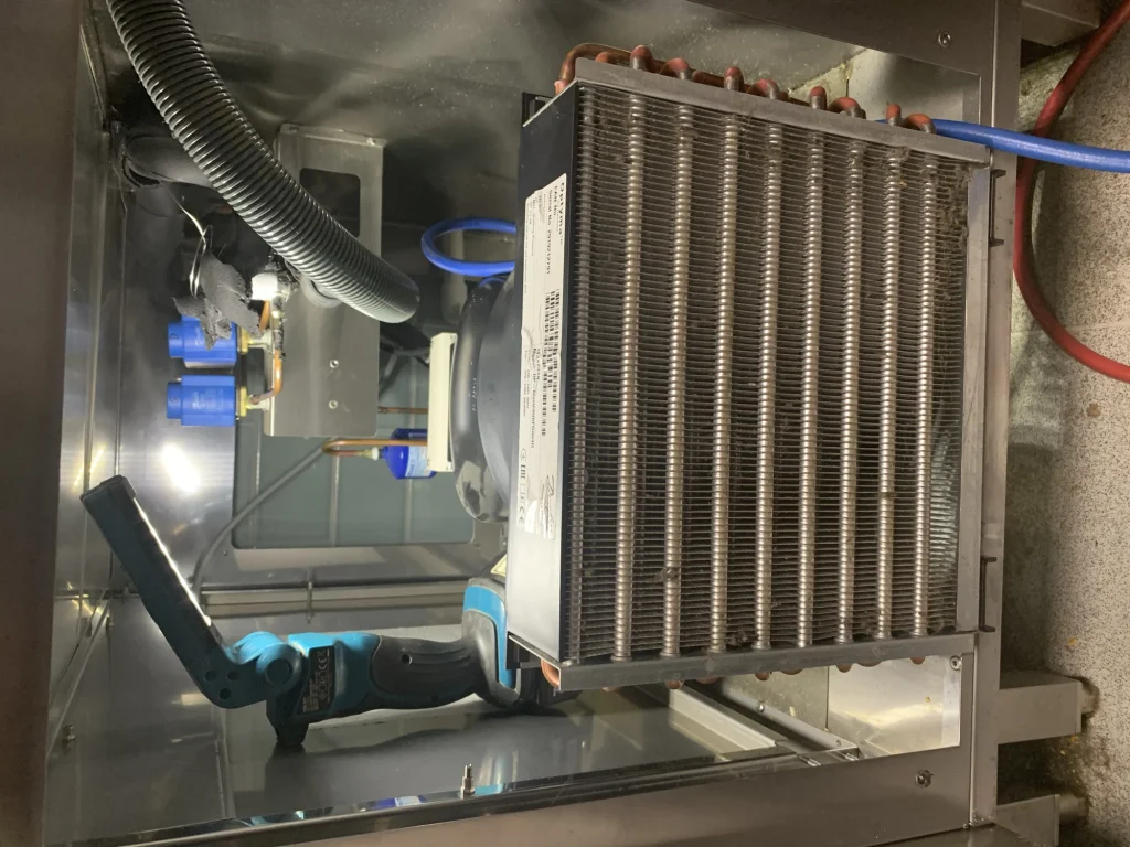 Commercial cold room refrigeration